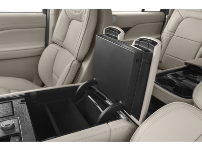 2021 Lincoln Navigator L Reserve Equipment Group 208A Reserve Monochromatic