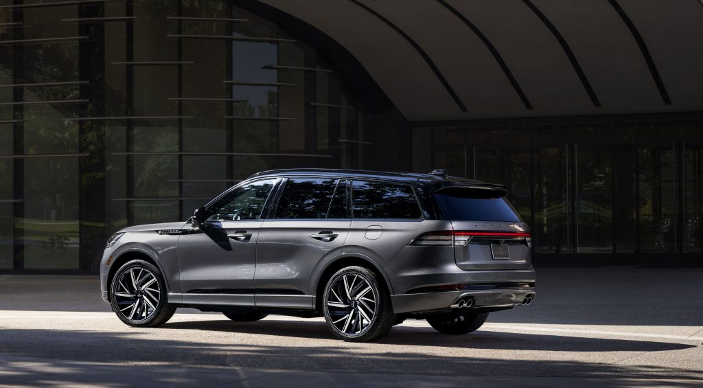 2025 Lincoln Aviator luxury vehicle driving in the city