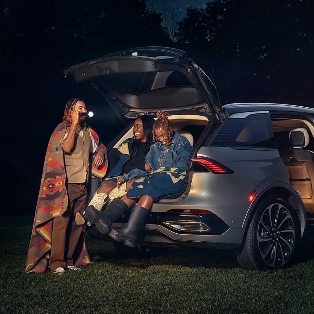 Lincoln Lifestyle Social Media Photography outdoor in the night camping