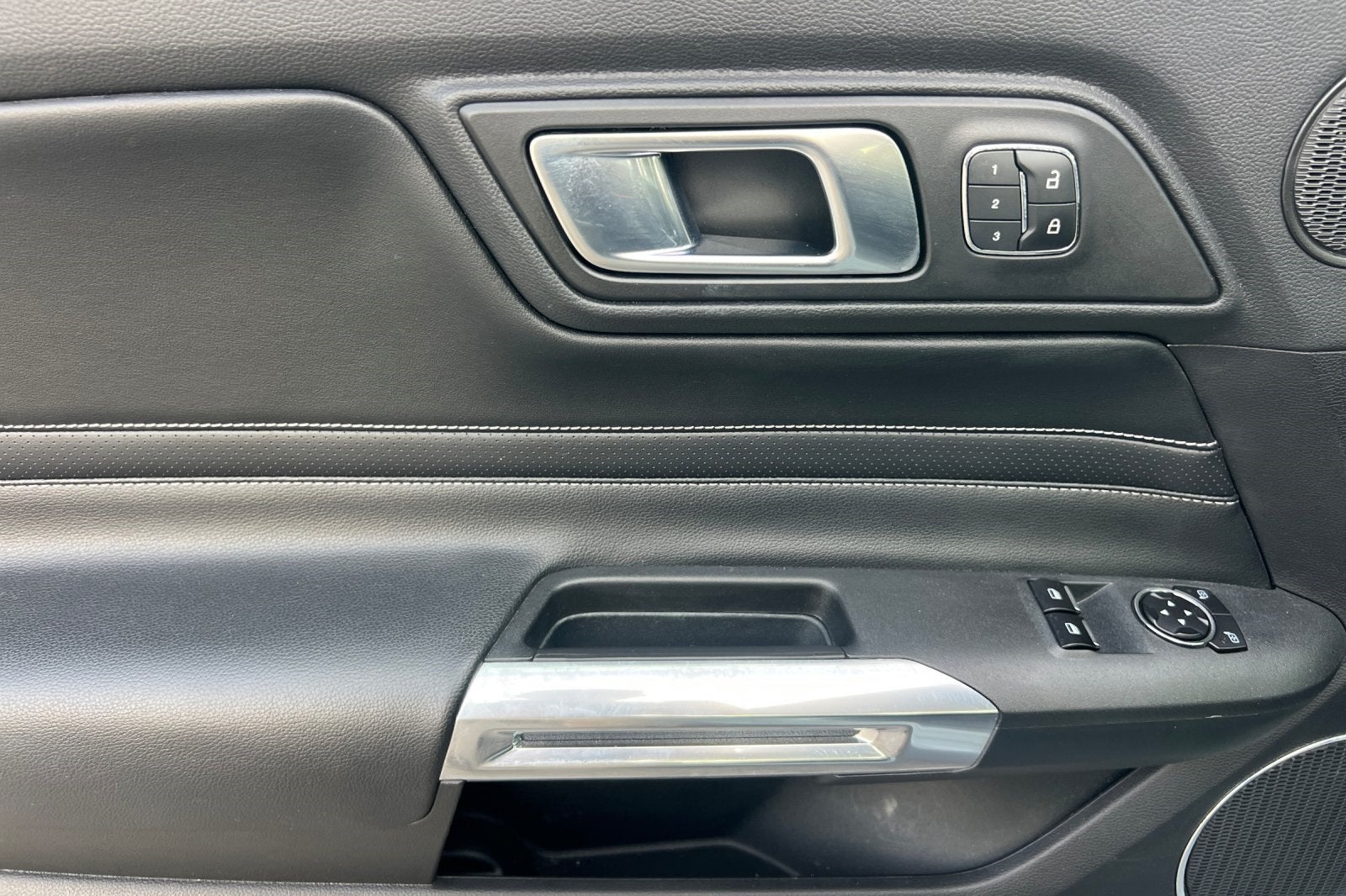 2023 Ford Mustang Mach 1