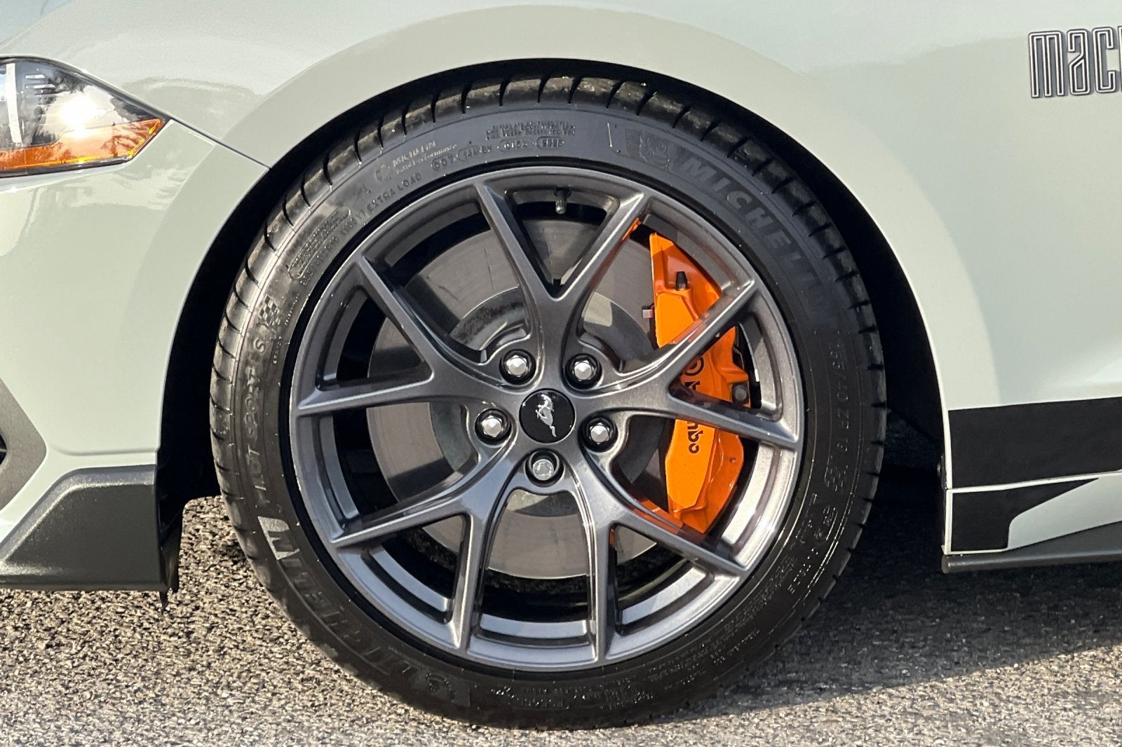 2023 Ford Mustang Mach 1