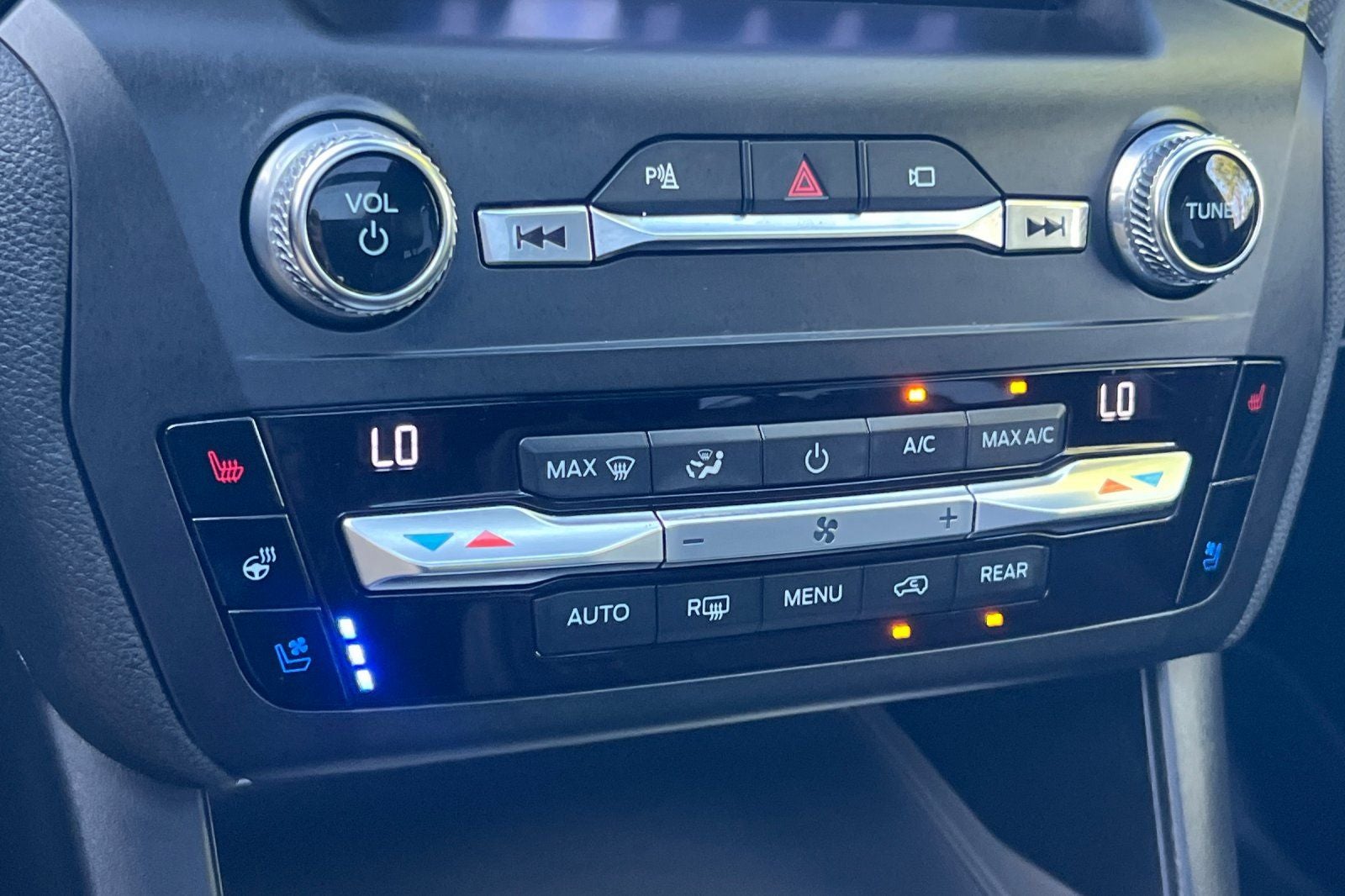 2020 Ford Explorer ST Equipment Group 400A