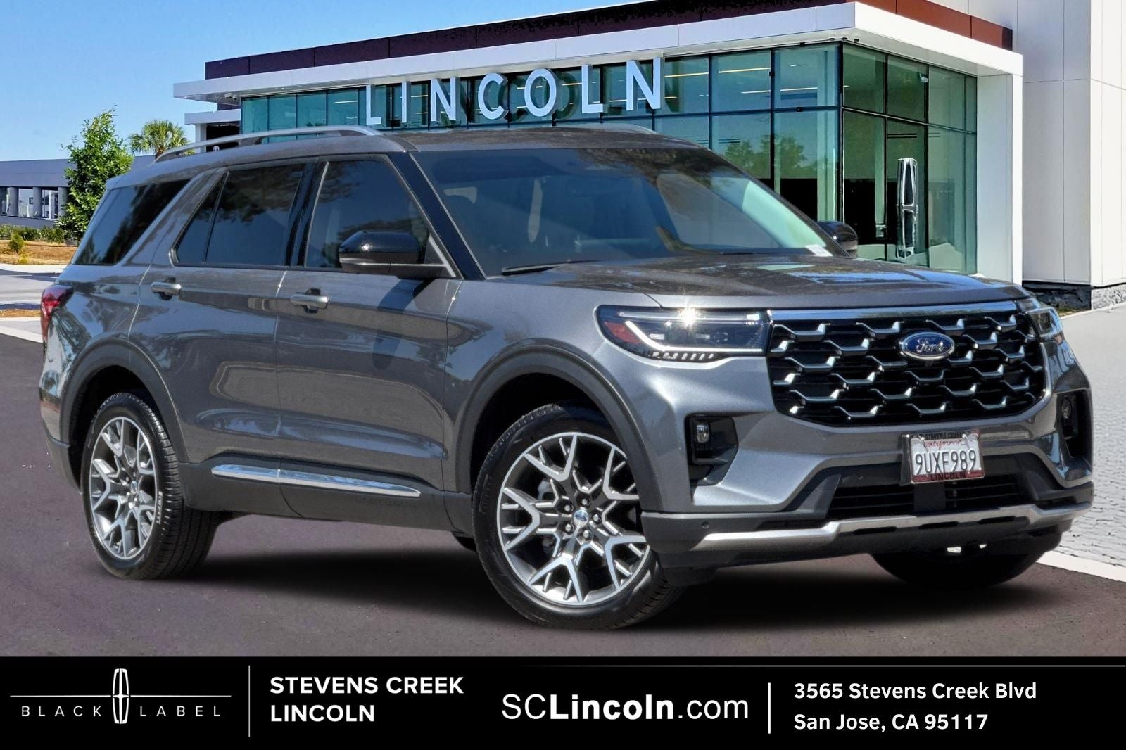 2025 Ford Explorer Platinum 4WD (PL535)'s photo