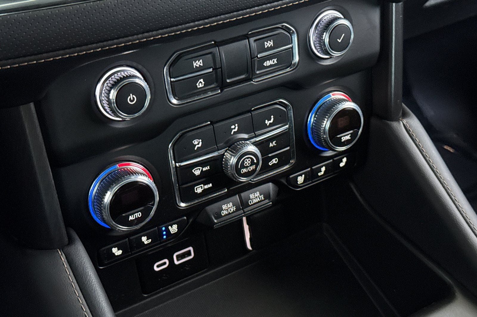 2023 GMC Yukon AT4