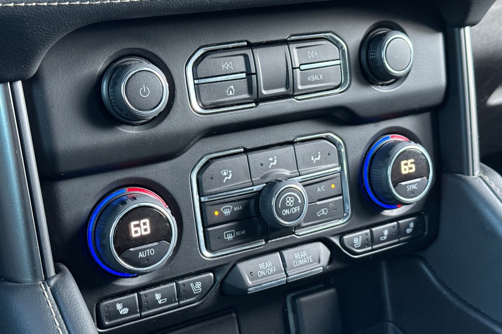 2022 Chevrolet Suburban Premier