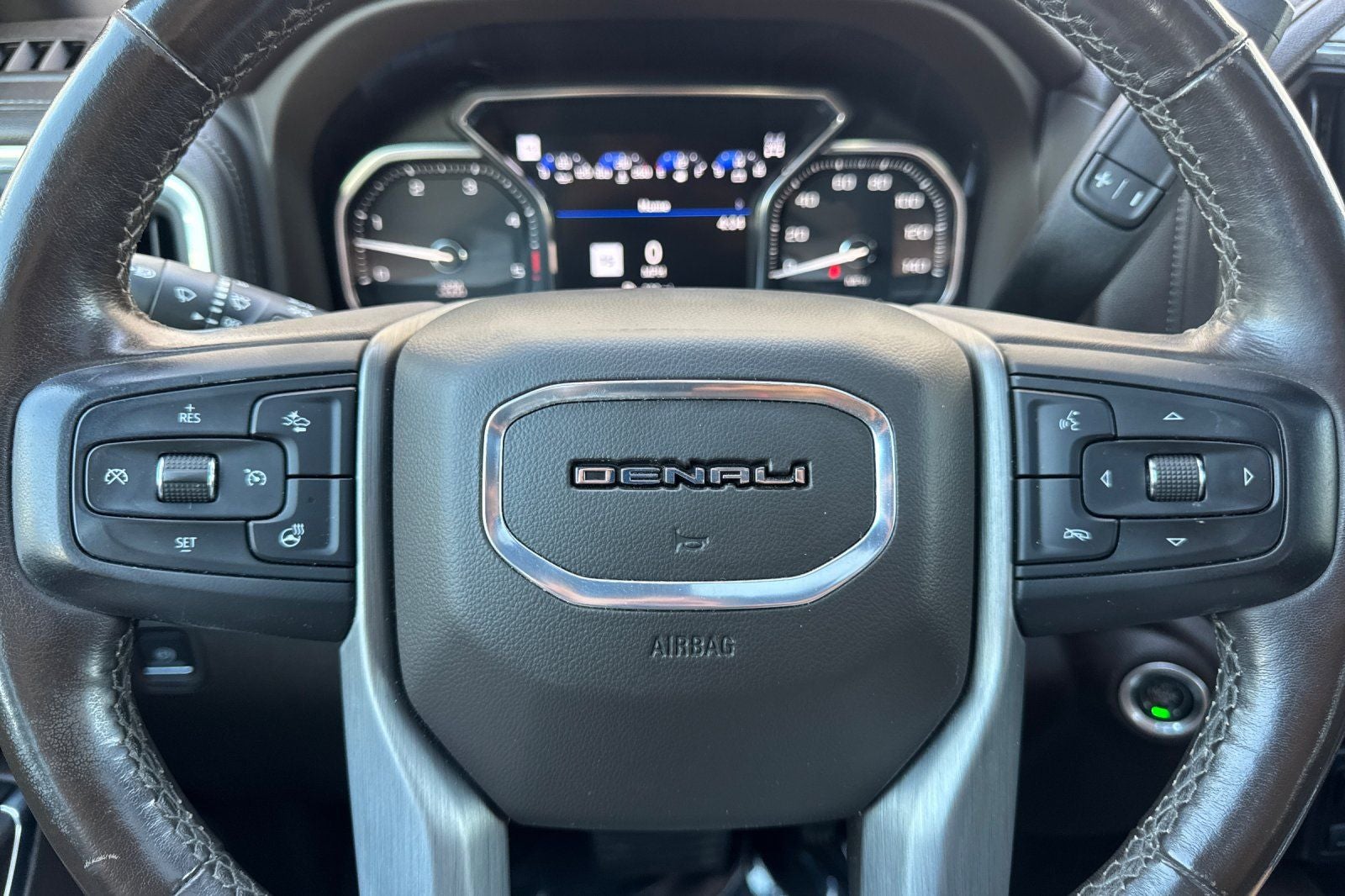 2022 GMC Sierra 2500HD Denali