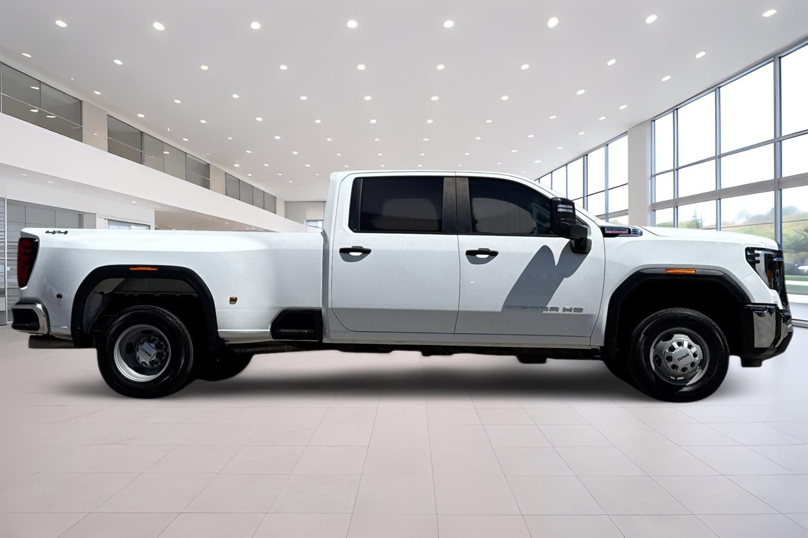 2024 GMC Sierra 3500HD Pro