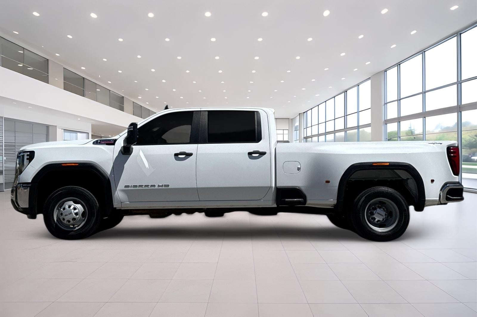 2024 GMC Sierra 3500HD Pro