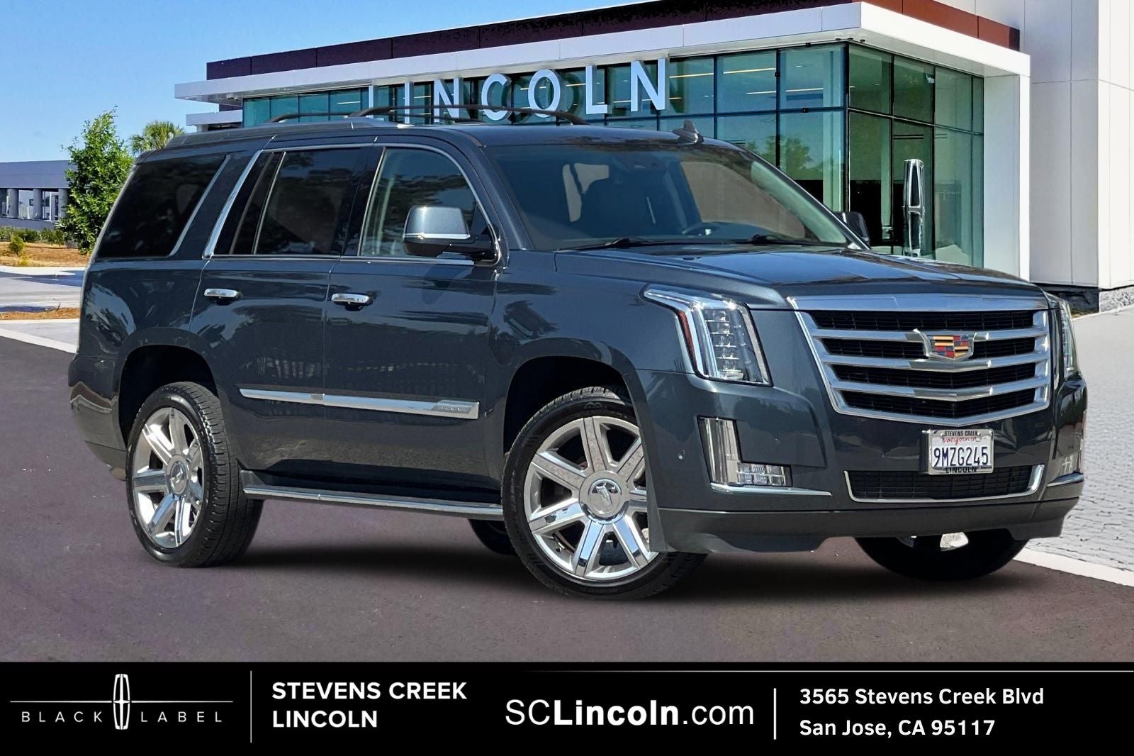 2020 Cadillac Escalade AWD Luxury's photo