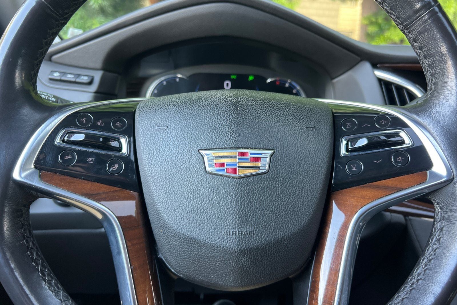 2020 Cadillac Escalade Luxury