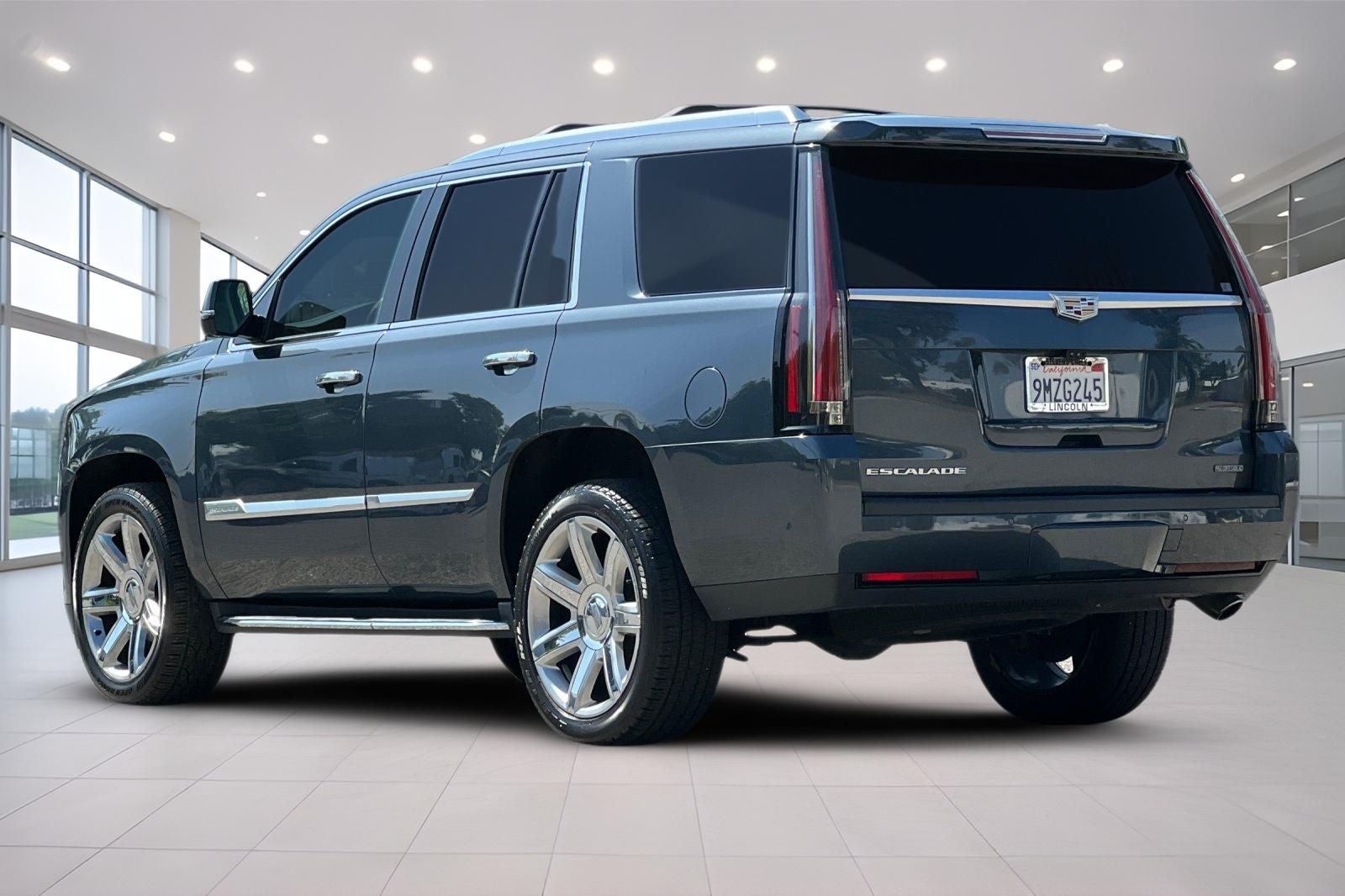 2020 Cadillac Escalade Luxury