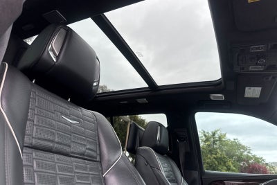 2023 Cadillac Escalade Sport Platinum
