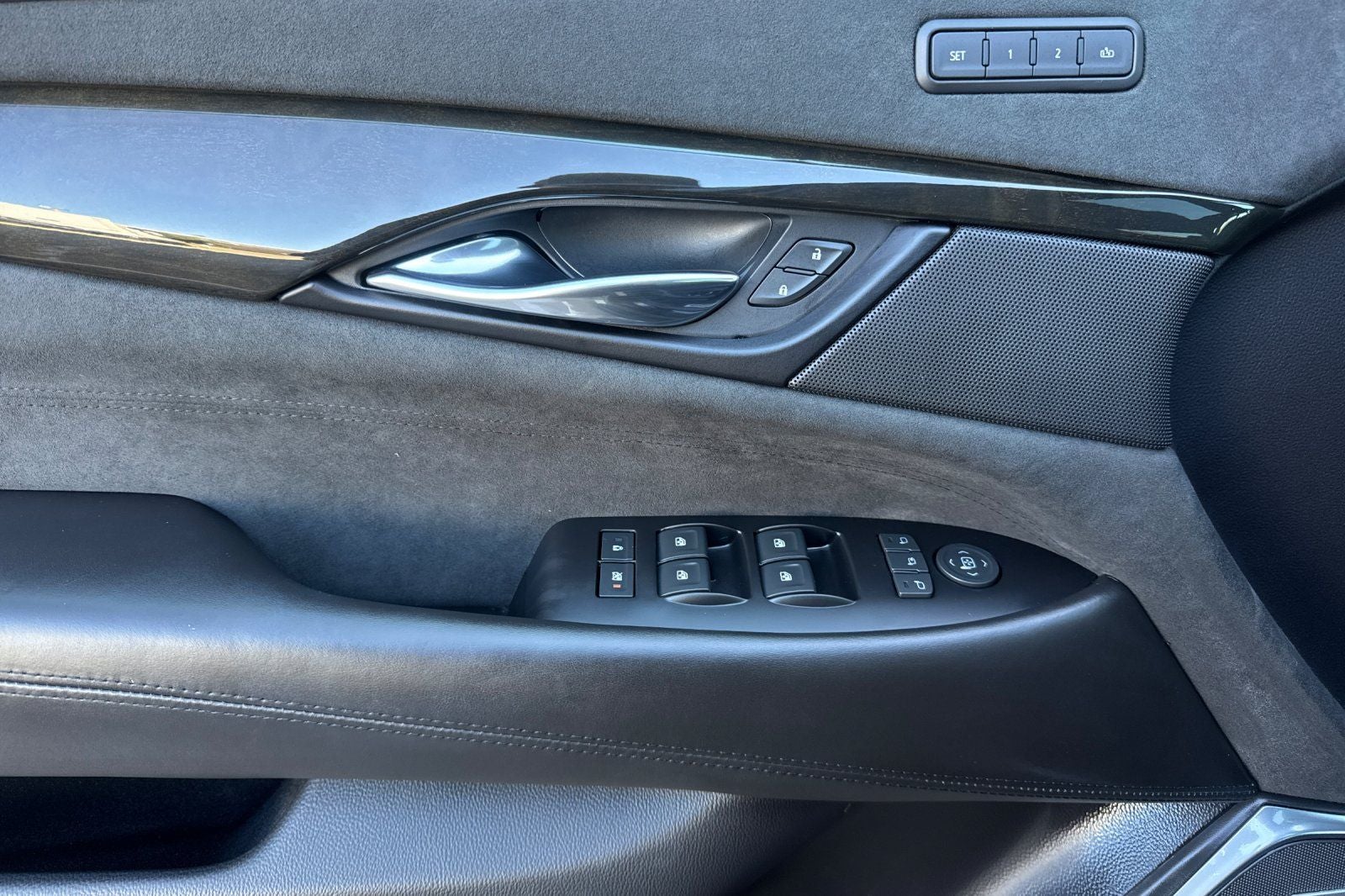 2020 Cadillac Escalade ESV Platinum Edition