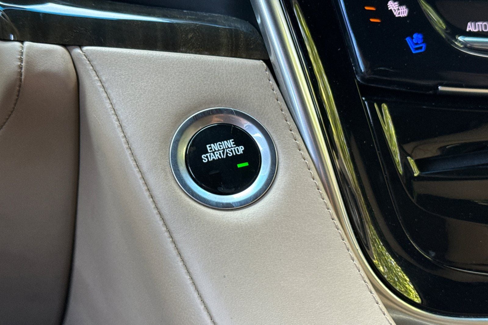 2019 Cadillac Escalade ESV Platinum Edition