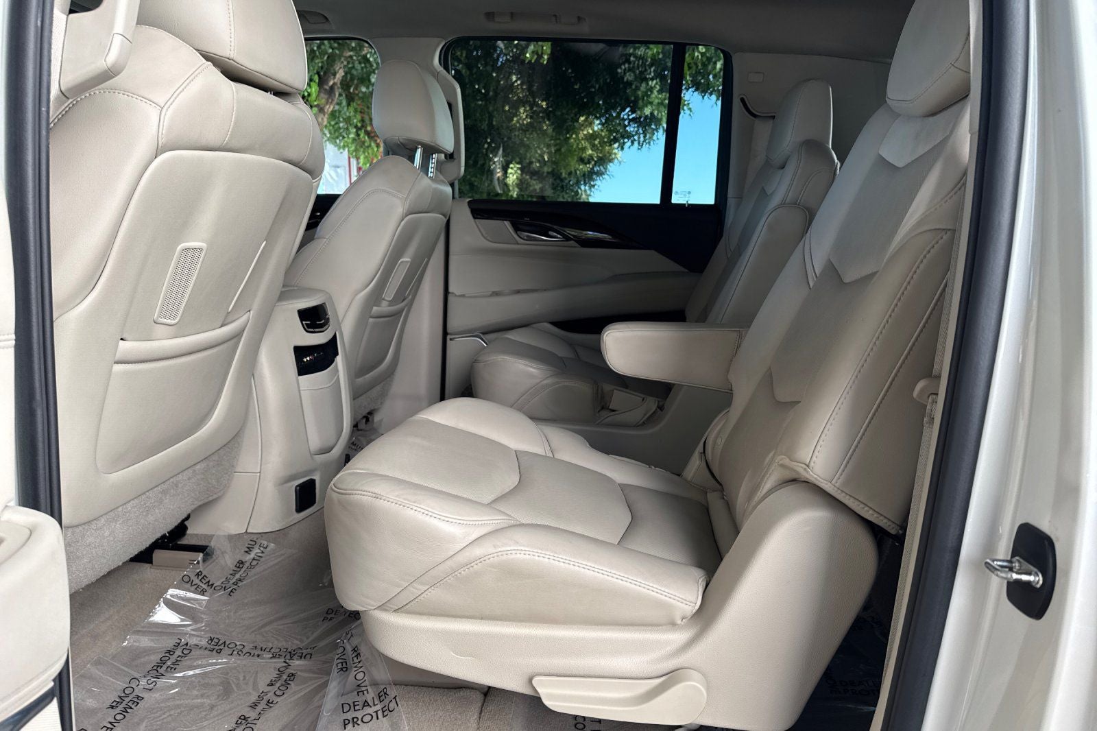 2015 Cadillac Escalade ESV Luxury