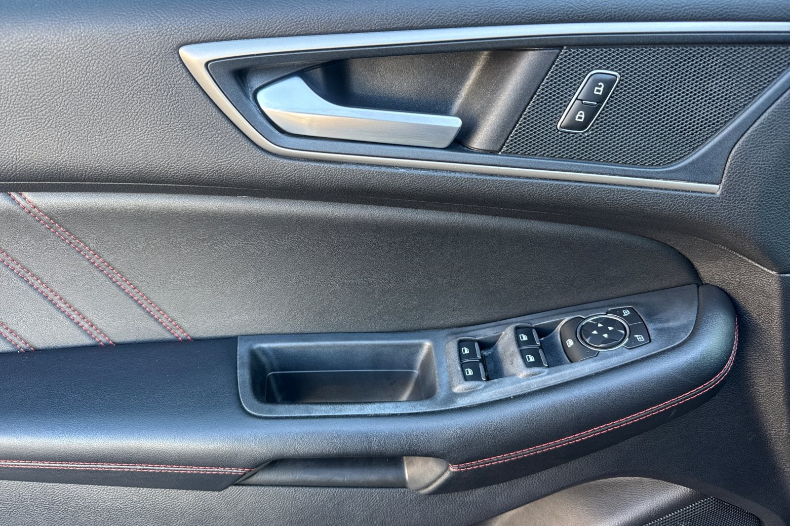 2021 Ford Edge ST Line