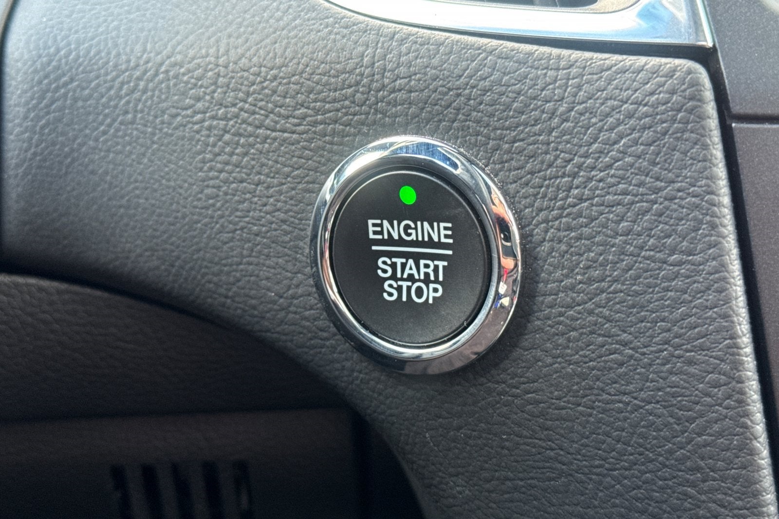 2019 Ford Edge ST Equipment Group 401A