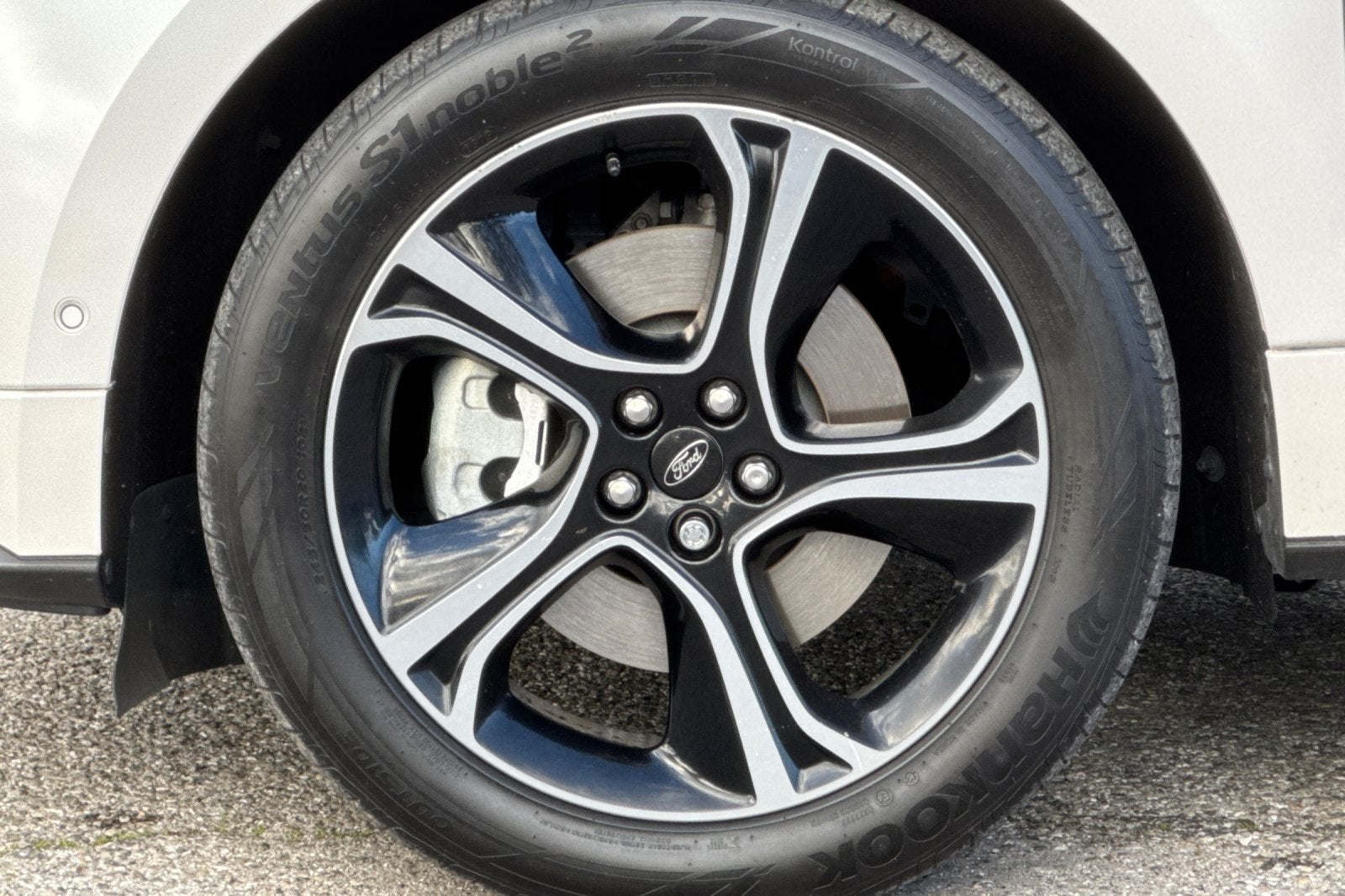 2019 Ford Edge ST Equipment Group 401A