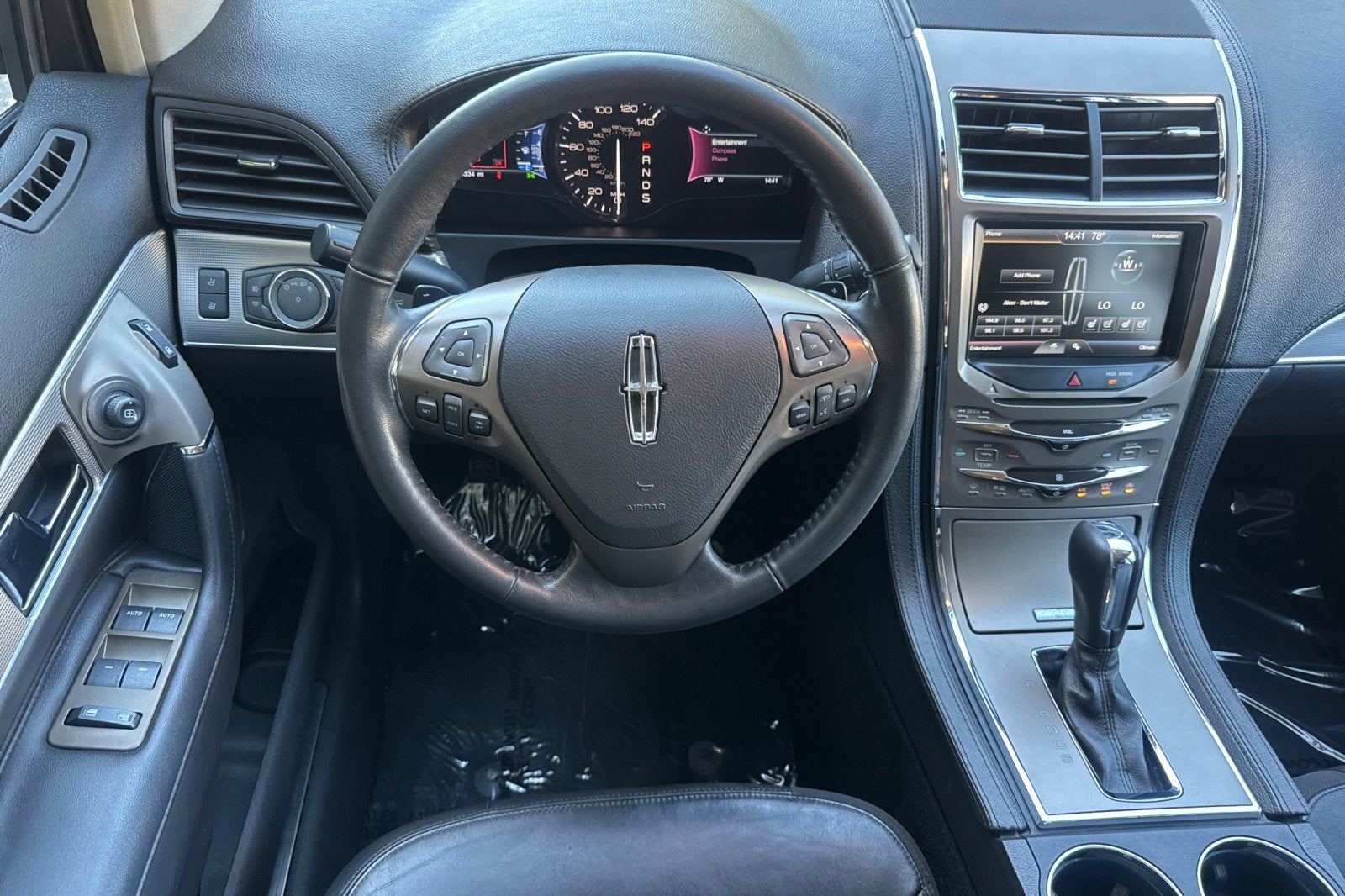 2015 Lincoln MKX Base