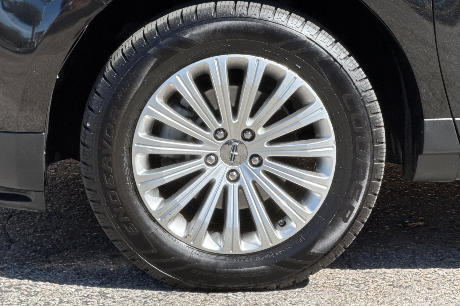2015 Lincoln MKX Base