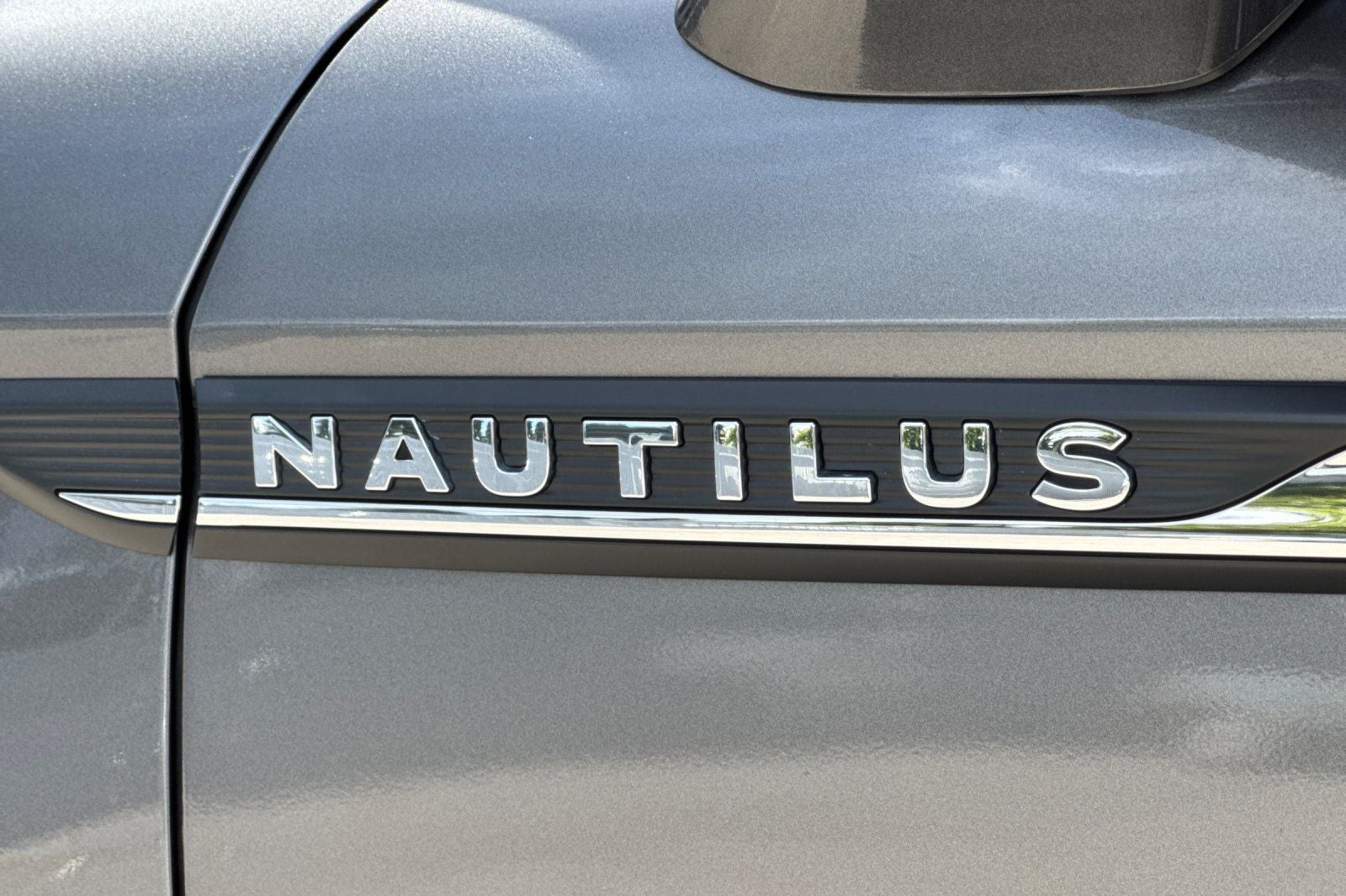 2021 Lincoln Nautilus Standard