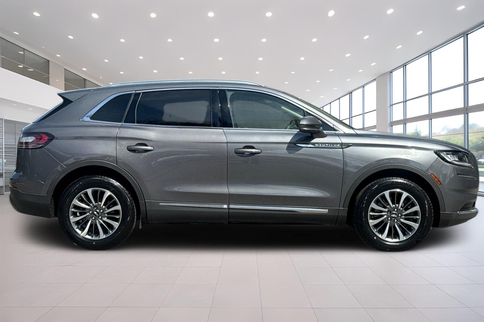 2021 Lincoln Nautilus Standard