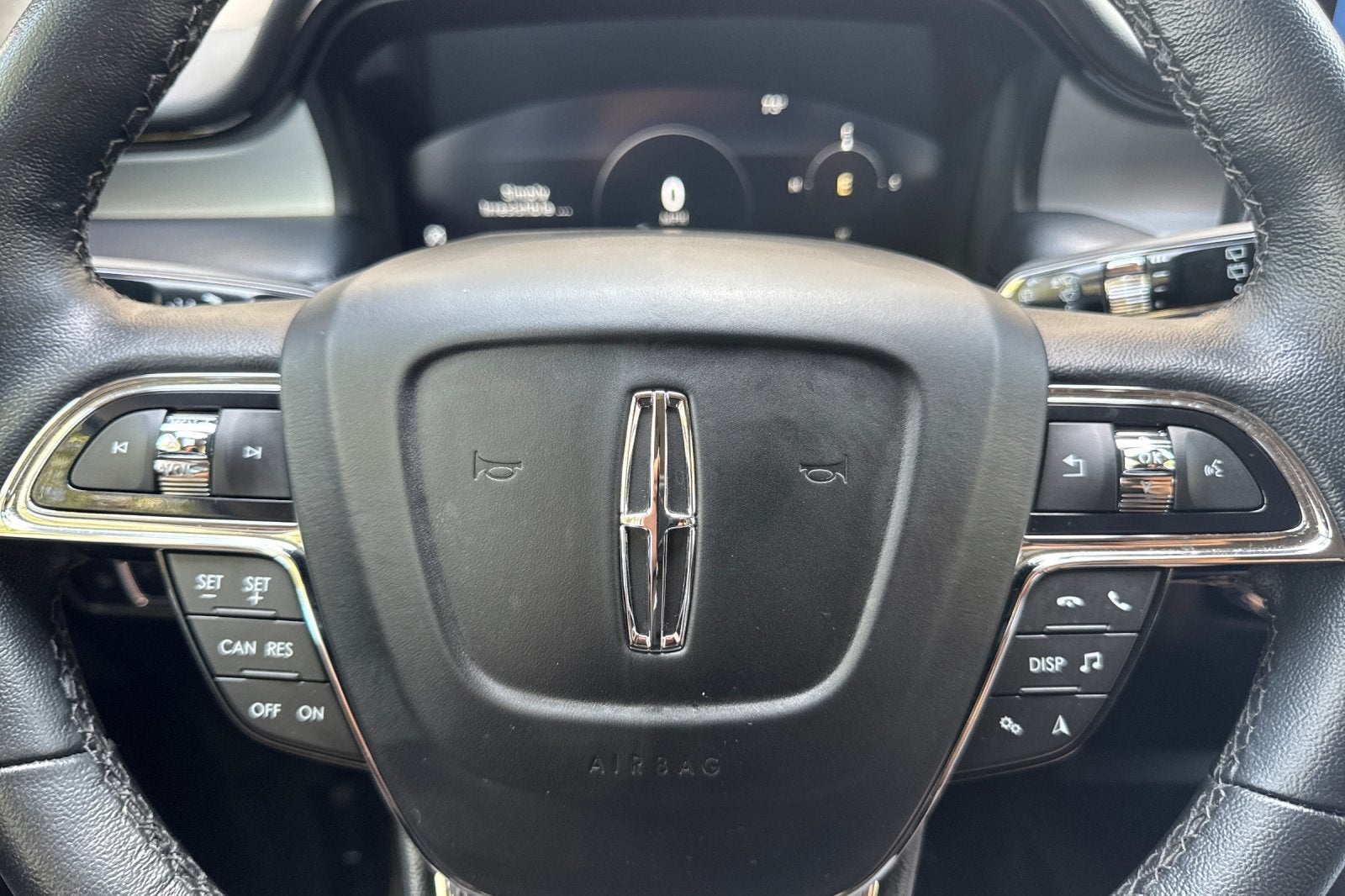 2023 Lincoln Nautilus Standard