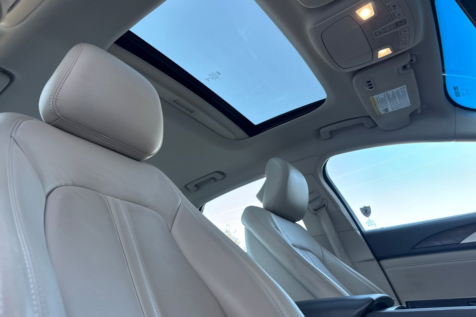 2018 Lincoln MKZ Reserve Luxury Package