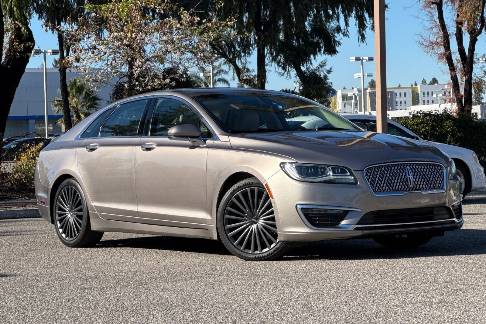 2018 Lincoln MKZ Reserve Luxury Package