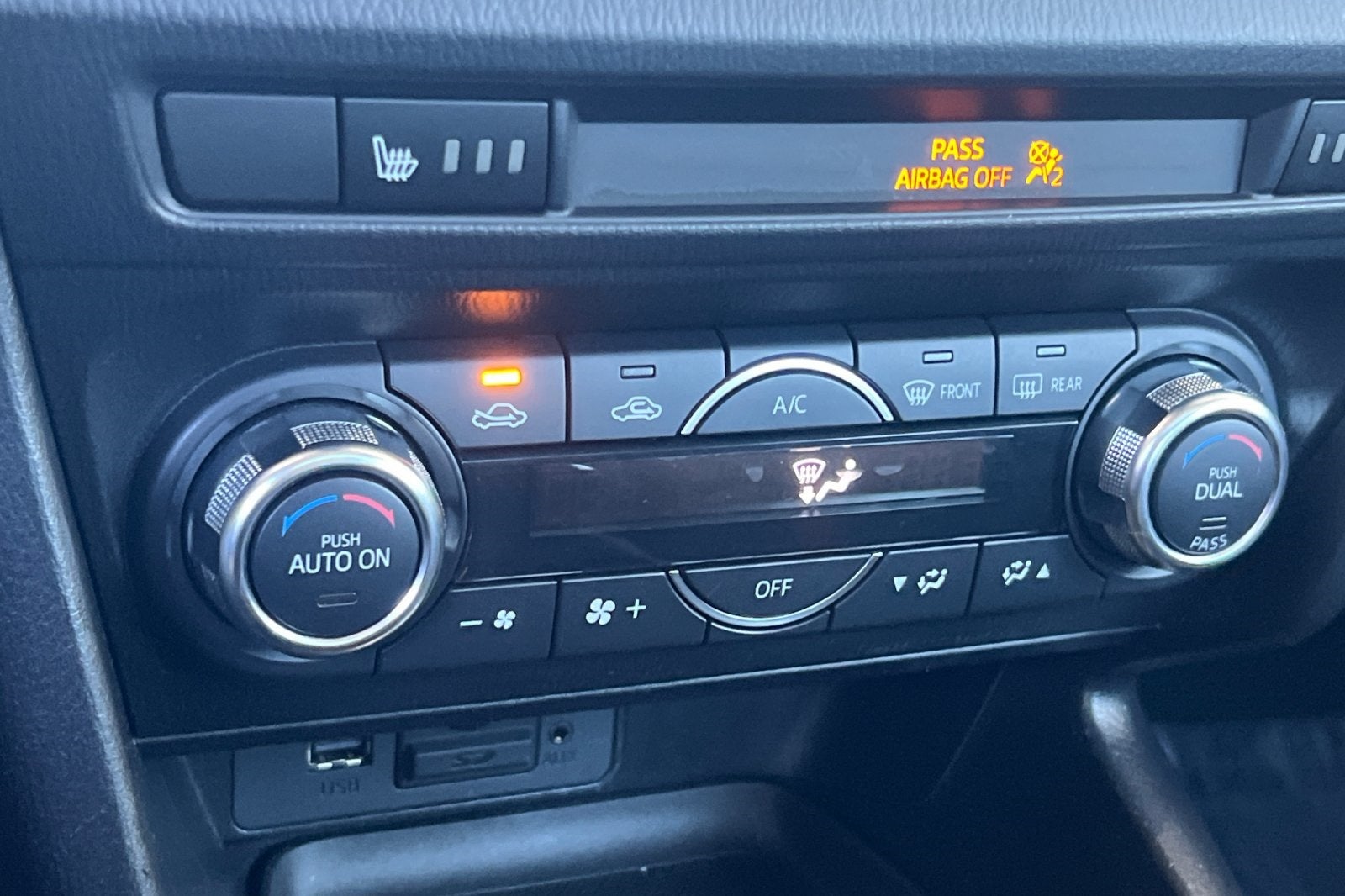 2018 Mazda Mazda3 Touring