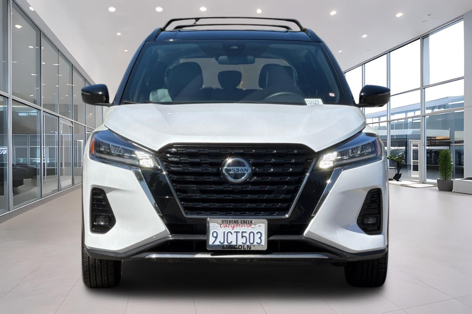 2021 Nissan Kicks SR