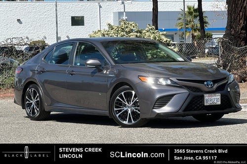 2018 Toyota Camry Hybrid SE