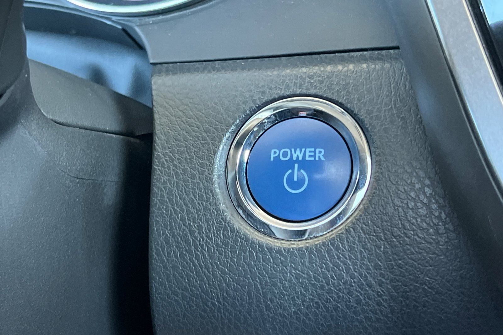 2018 Toyota Camry Hybrid SE