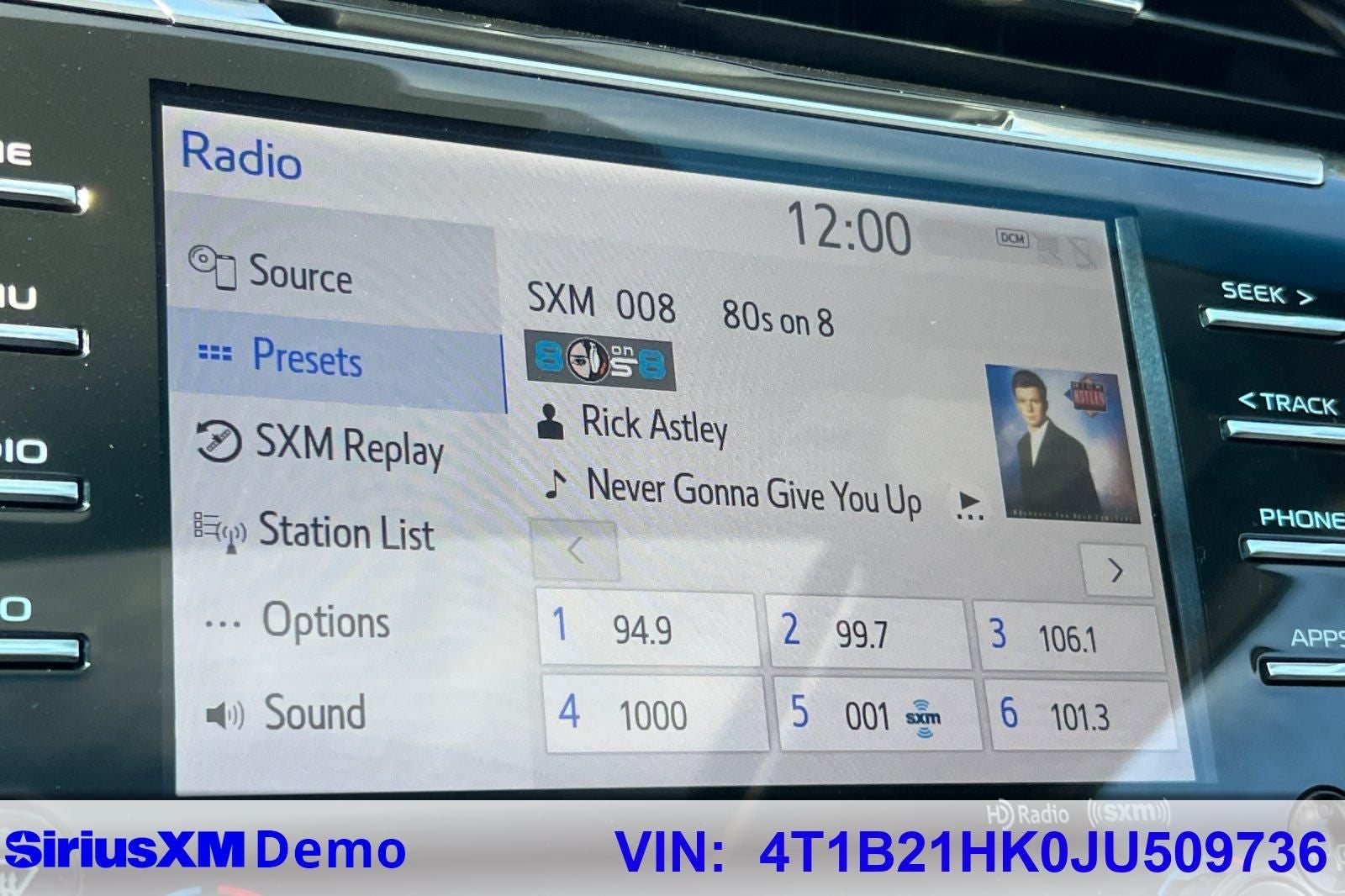2018 Toyota Camry Hybrid SE