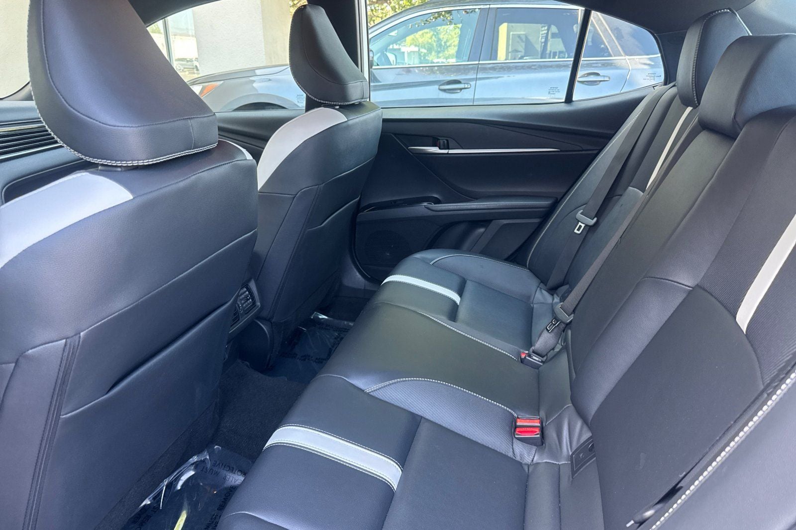 2025 Toyota Camry SE Hybrid