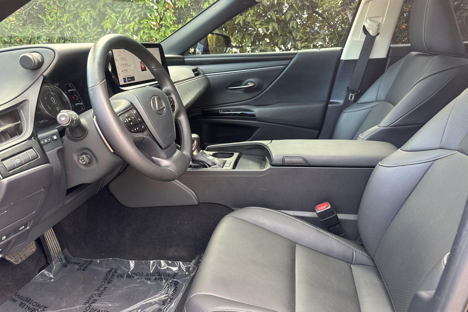 2025 Lexus ES 300h