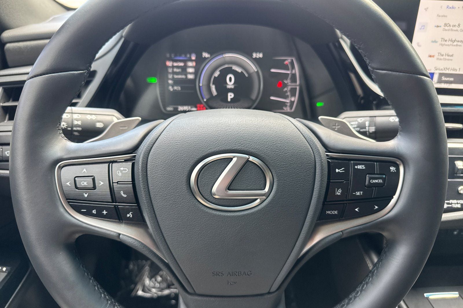 2025 Lexus ES 300h
