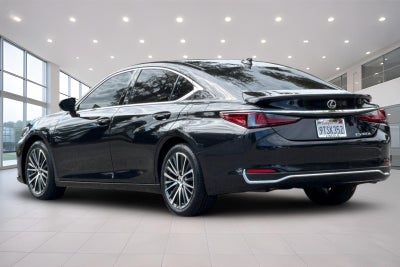 2025 Lexus ES 300h