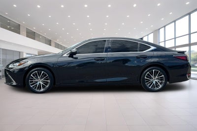 2025 Lexus ES 300h