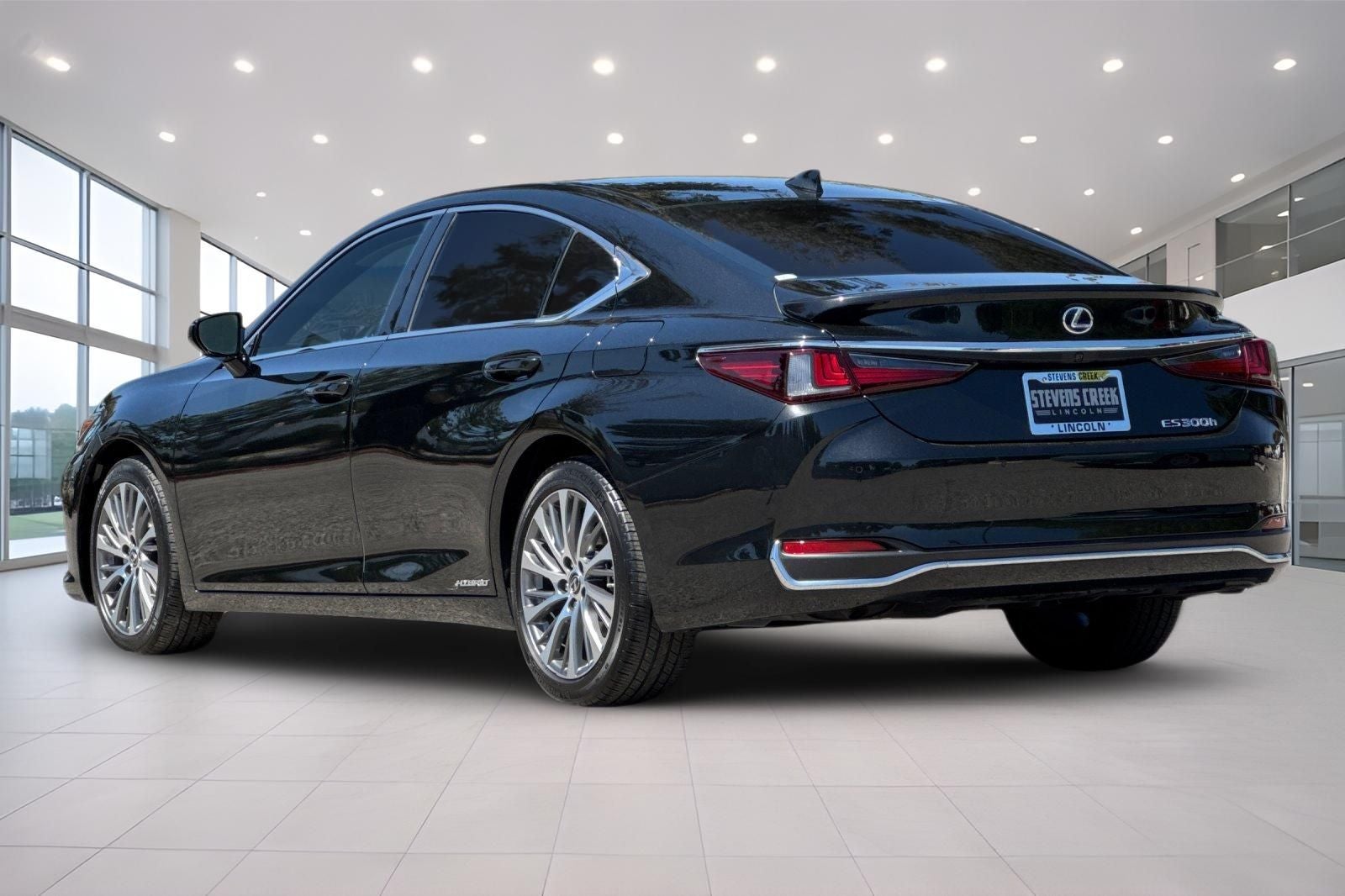 2021 Lexus ES 300h