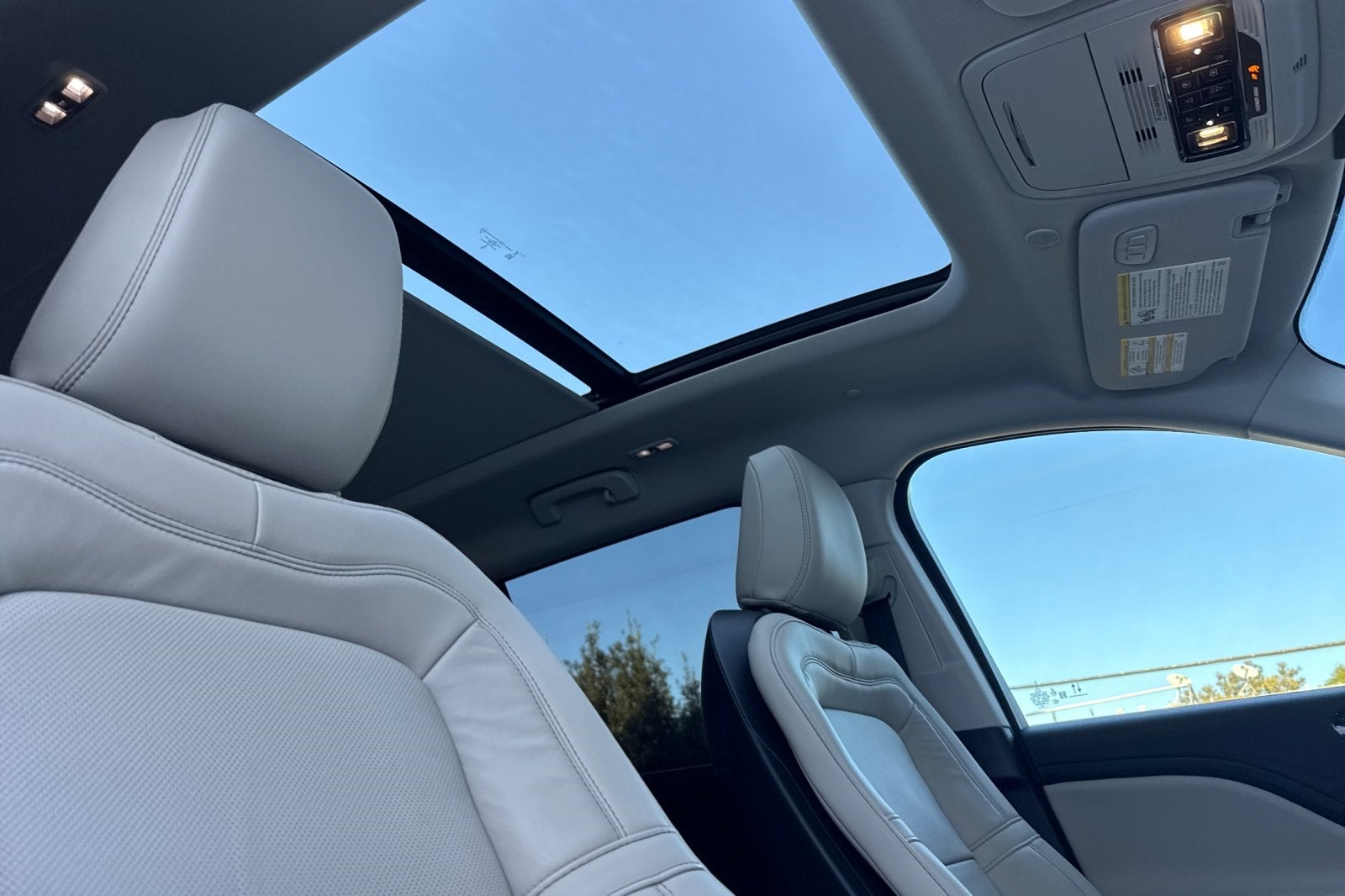 2025 Lincoln Aviator Reserve Equipment Group 200A