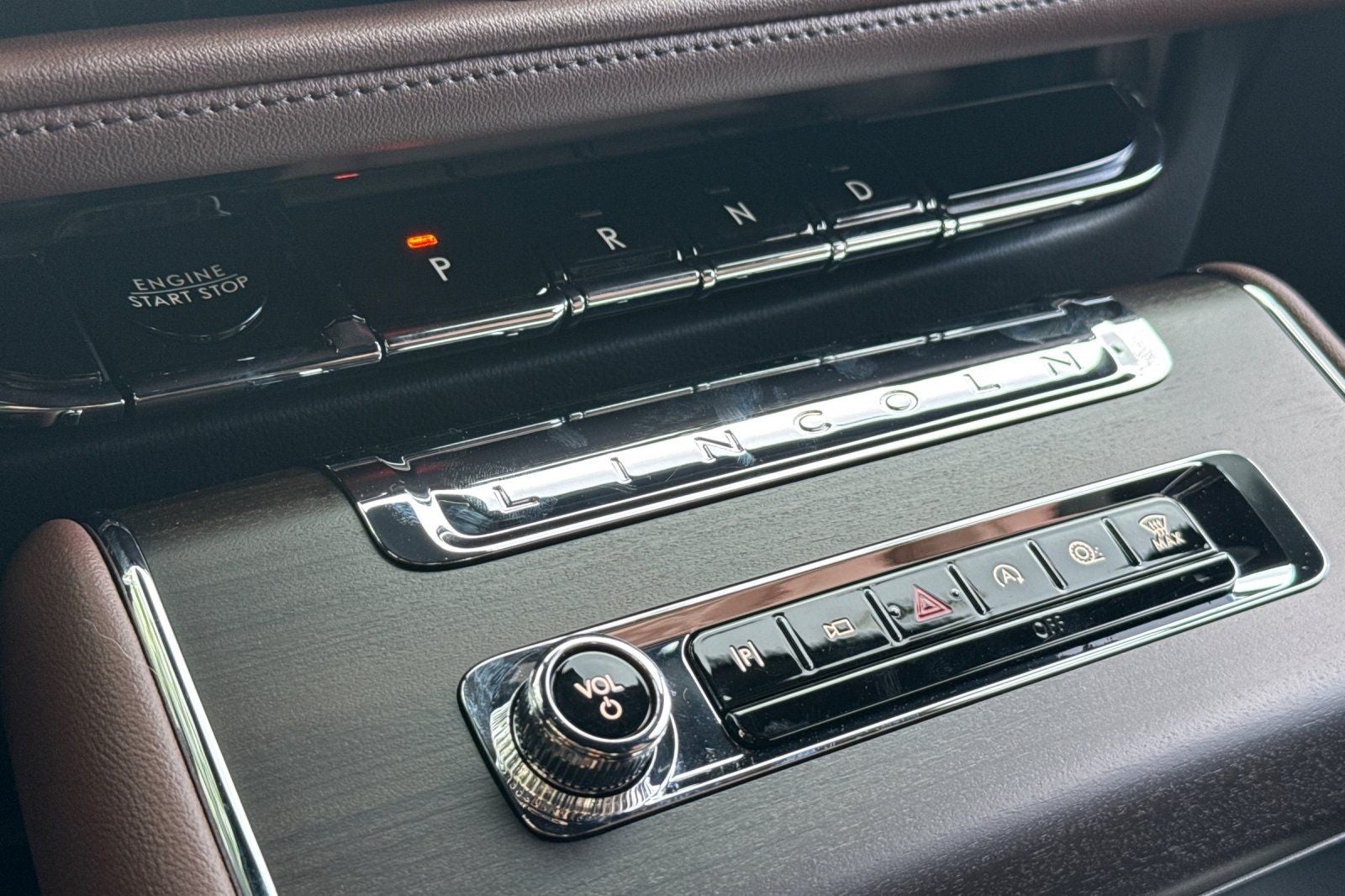 2025 Lincoln Aviator Reserve Equipment Group 200A