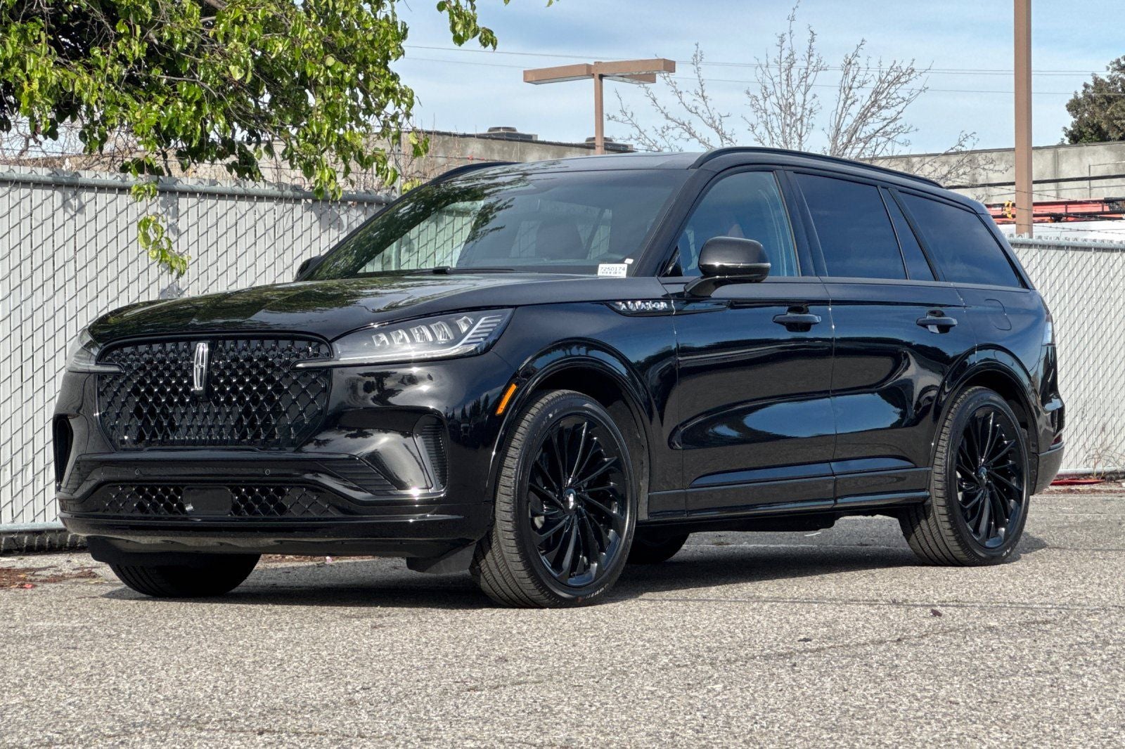 2025 Lincoln Aviator Reserve Equipment Group 200A