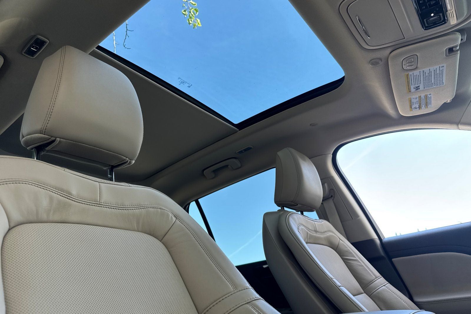 2023 Lincoln Aviator Reserve Equipment Group 200A