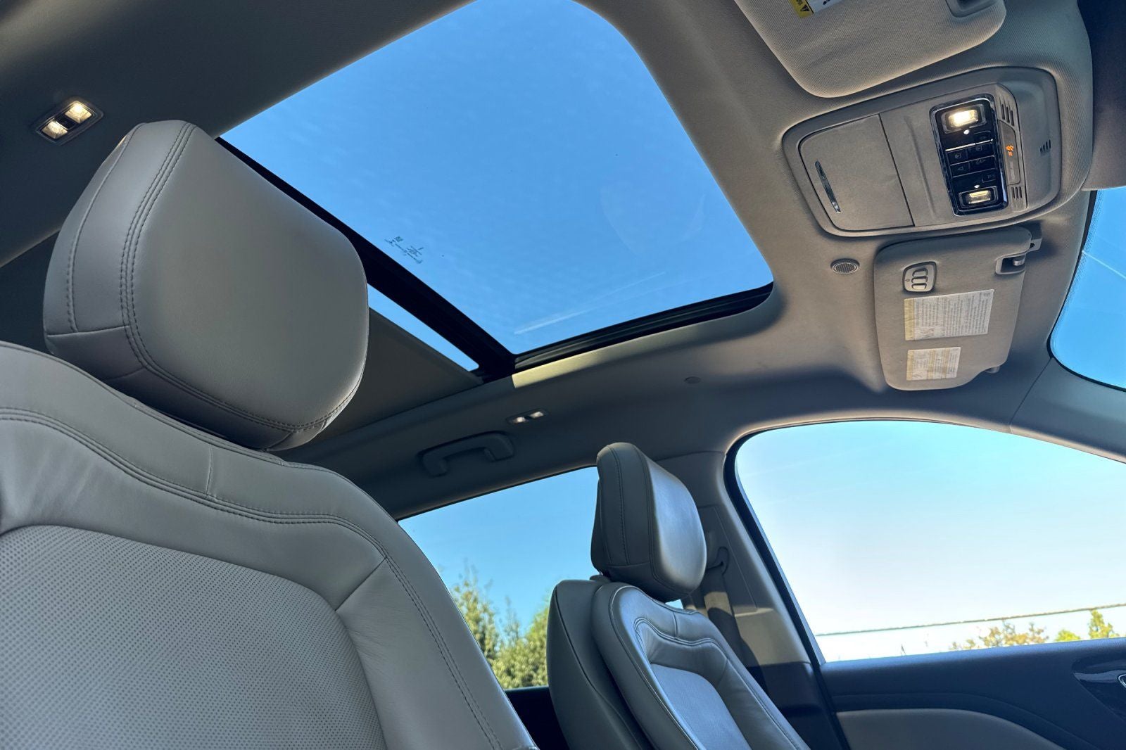 2020 Lincoln Aviator Reserve Equipment Group 201A