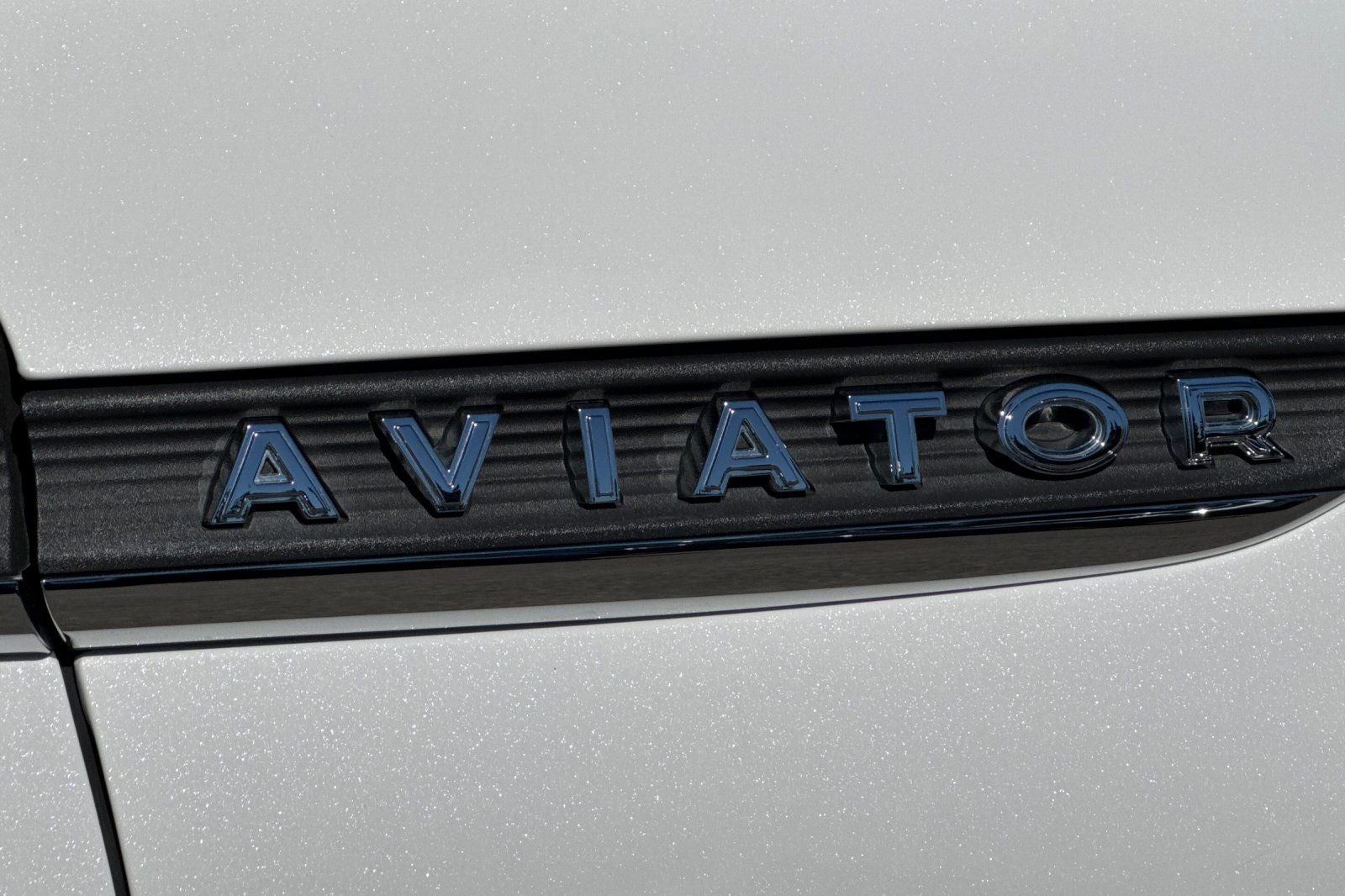 2020 Lincoln Aviator Reserve Equipment Group 201A