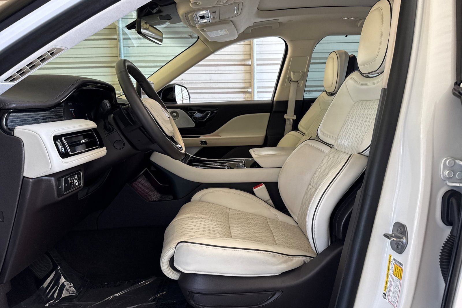 2023 Lincoln Aviator Black Label