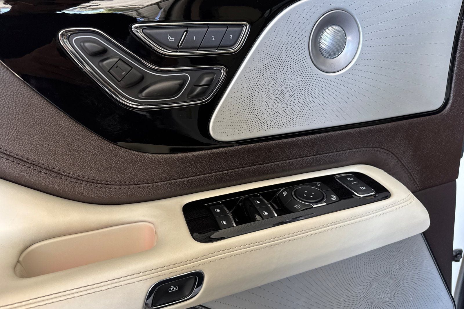 2023 Lincoln Aviator Black Label