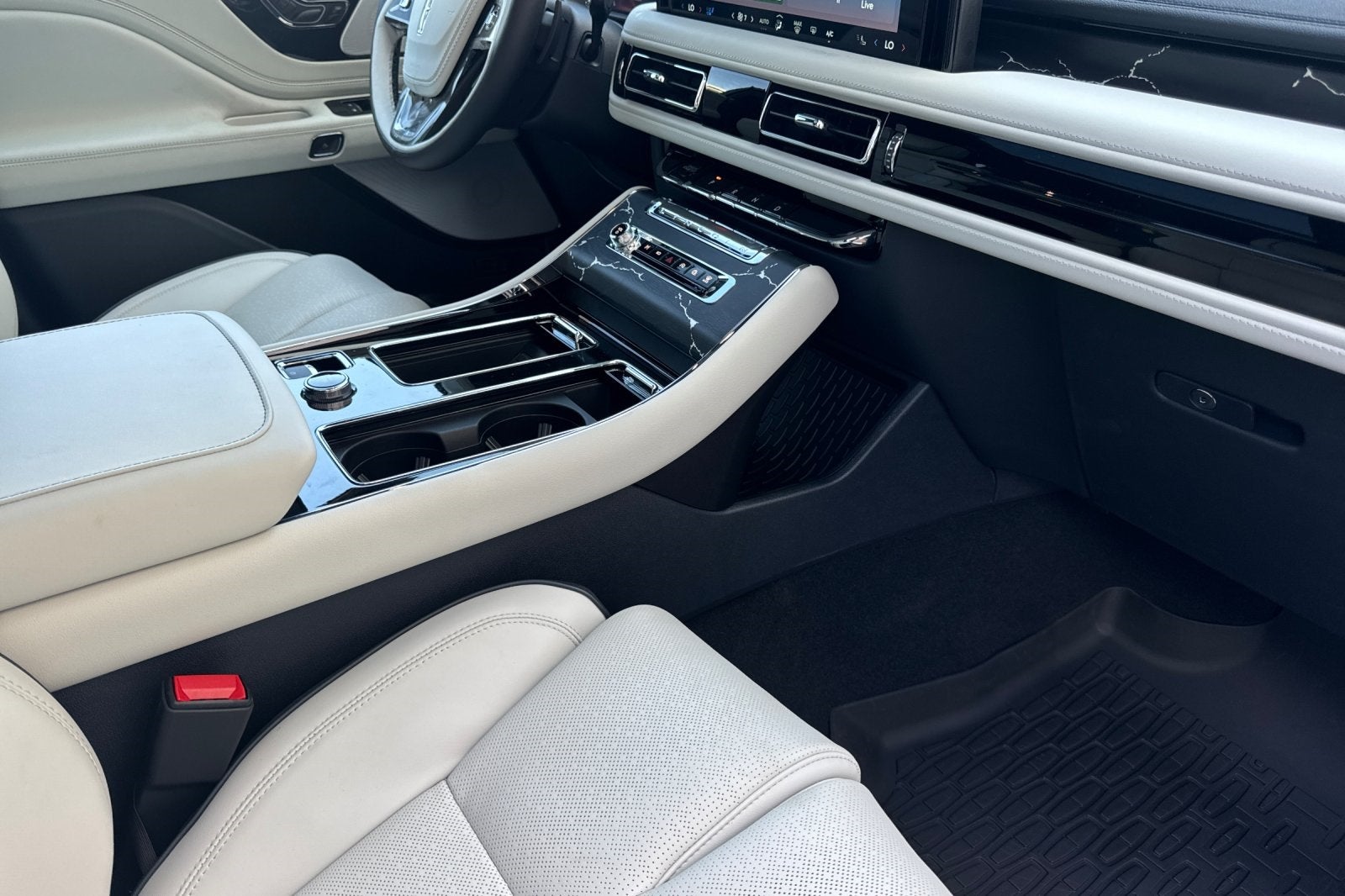 2025 Lincoln Aviator Black Label