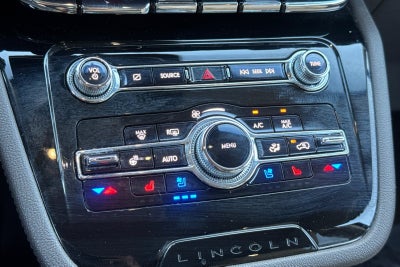 2021 Lincoln Corsair Standard Equipment Group 101A